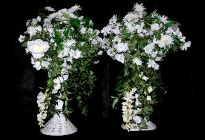 162i1__canepedastalswithfloralarrangements